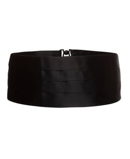 A black cummerbund with pleated design, featuring a fastening clip at the back. It has a smooth fabric texture.