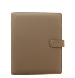 A spacious A5 organiser in fawn colour with a smooth finish and a secure clasp, featuring a logo.