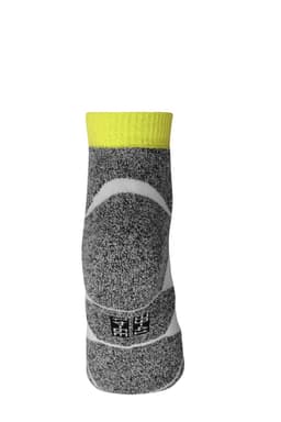 Sport sneaker socks in grey with a yellow cuff, featuring a textured design and a logo.