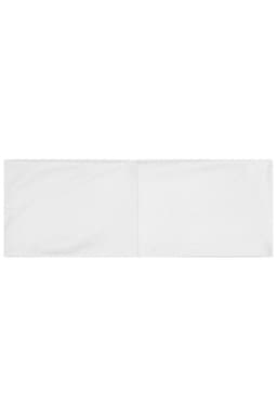 A white running headband with a simple design and a logo in the centre.