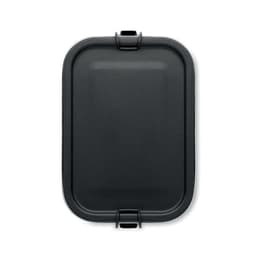 A black lunchbox with a rectangular shape and secure clips on the sides. It has a minimalist design and a logo.