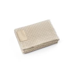Celine – Blanket in recycled polyester (100% rPET) with a stitched detail for personalisation