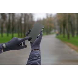 Burrow – Gloves made from recycled polyester (100% rPET), with touch tips