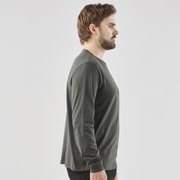 A long-sleeved men's T-shirt in dark green, featuring a crew neck and a slim fit design.