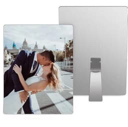Custom aluminium photo panel featuring a romantic image of a couple kissing, with a sleek metallic back and stand.