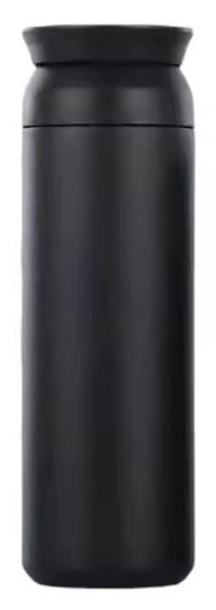 A drink bottle in sleek black with a lid, designed in a Japanese style, suitable for vacuum insulation.