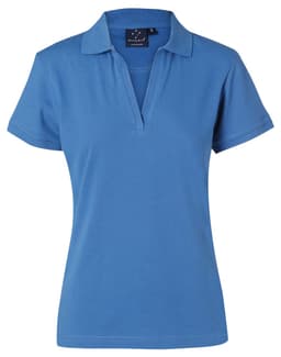 A ladies' polo shirt in a vibrant blue colour, featuring a classic collar and short sleeves. It includes a logo.