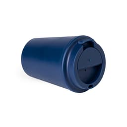 A drink bottle in navy blue with a secure lid and a logo. Ideal for reusable coffee or beverages.