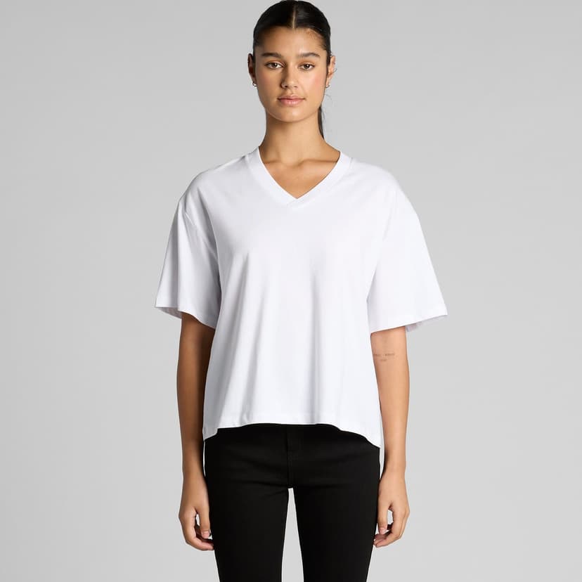 4095_wos_martina_v_neck_tee_main__61578.1713394093.1280.1280.jpg