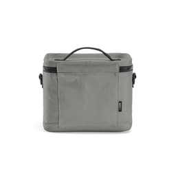 A grey insulated cooler bag with a handle and thermo-injected zippers, featuring a branding logo.