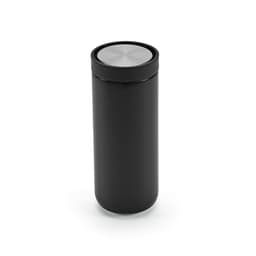 A drink bottle in matte black with a stainless steel lid, featuring a double wall and 360º push lid.
