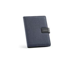 A navy A5 folder made from rPET material, featuring a notepad with 64 FSC® sheets and a rPU closure.