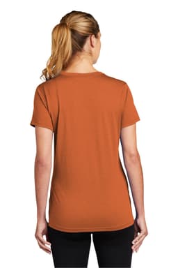A woman wearing a rust-coloured T-shirt from the back, featuring short sleeves and a fitted style.
