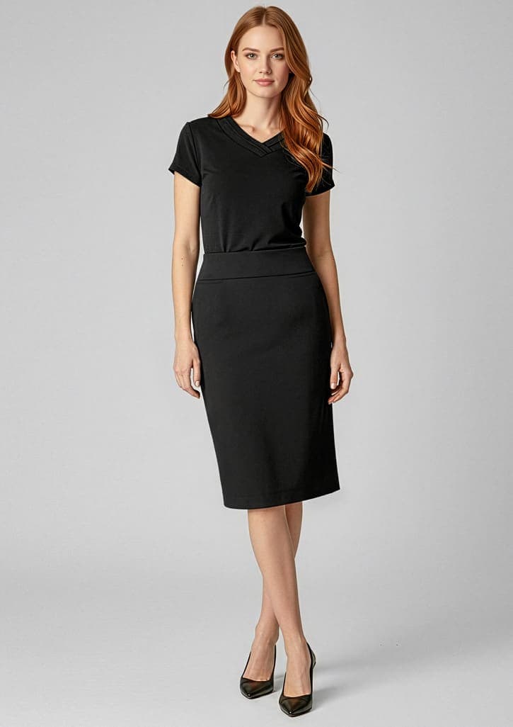 bs29323_talent_black_01_r.jpg