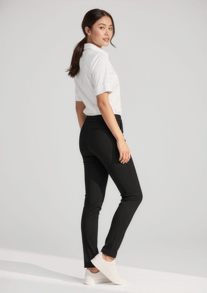cl041ll_talent_black_02.jpg