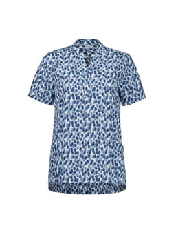 A short-sleeved tunic in a blue and white stardust print, featuring a collar and side pockets. It has a logo.