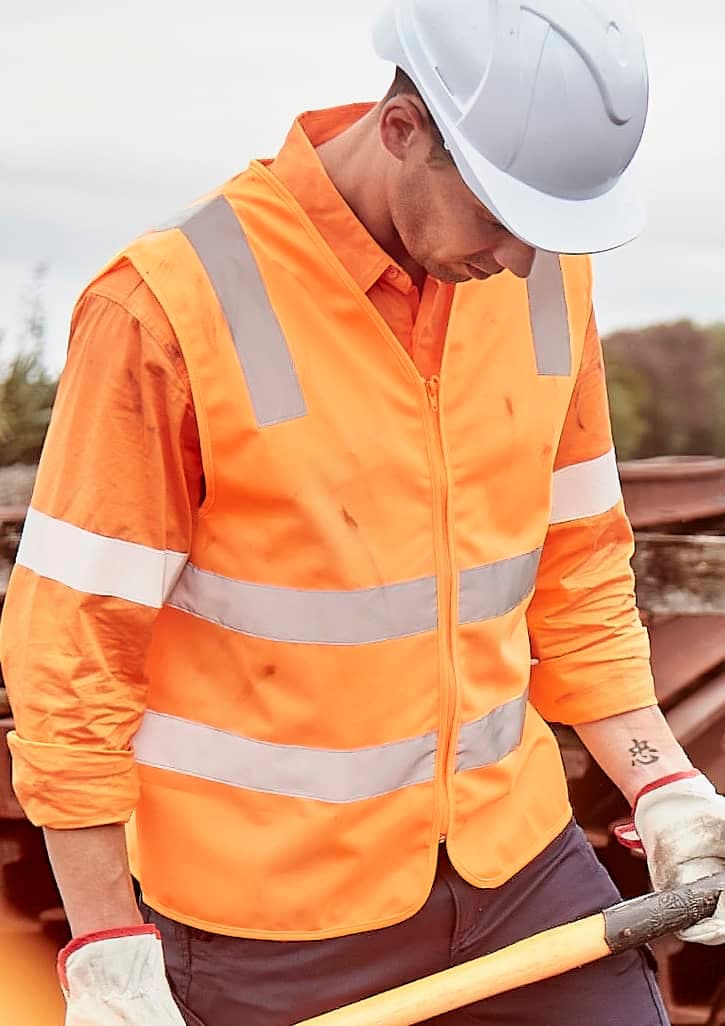 zv687_talent_vicrailorange_01_sqtalgx.jpg