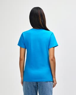 A midweight ladies T-shirt in vibrant turquoise, featuring a logo on the back and a comfortable fit.