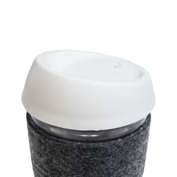 A Vienna coffee cup featuring a silicone lid and an RPET band for added grip, designed for reusable use.