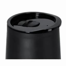 A drink bottle in matte black with a secure lid featuring a sliding opening mechanism.