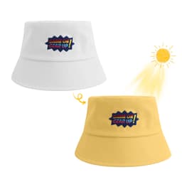 A colour-changing bucket hat in white and yellow with a logo on the front, featuring a sun graphic.