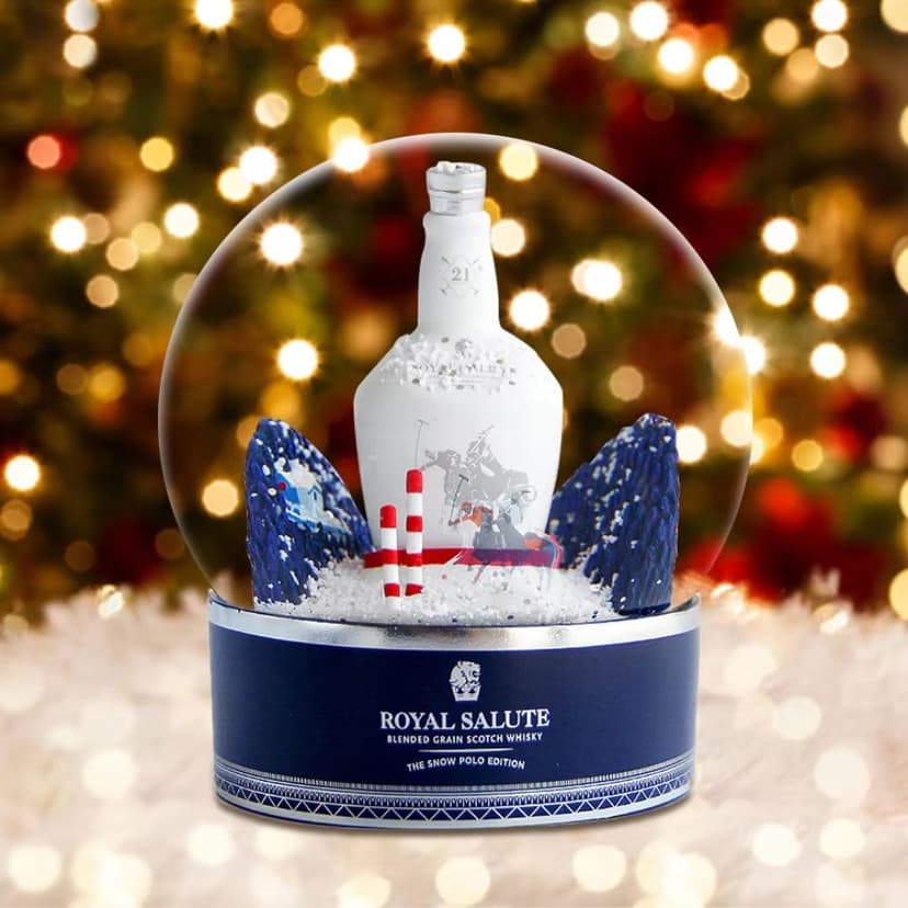 royal_salute_snow_globe.jpg