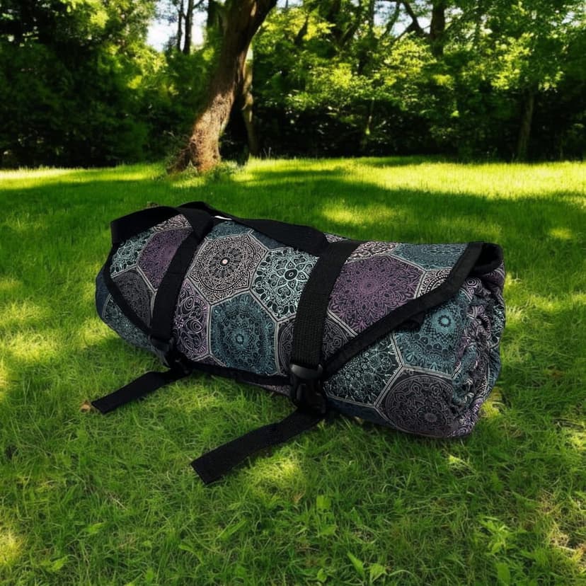 sustainablerpetpicnicrug_1100x_f5d996be-906a-4af8-a1a5-4d18950438dd.jpg