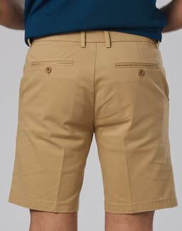 Men's stretch cotton chino shorts in khaki colour, featuring a smooth finish and back pockets with buttons.
