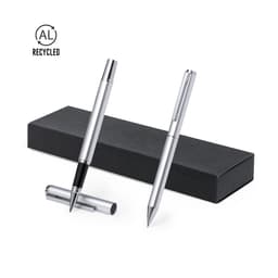 A pen set made of recycled aluminium featuring silver-coloured pens in a sleek black box.