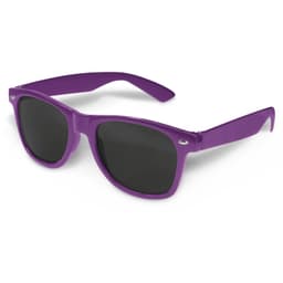 Purple sunglasses with dark lenses and a logo on the side, designed for leisure and outdoor activities.